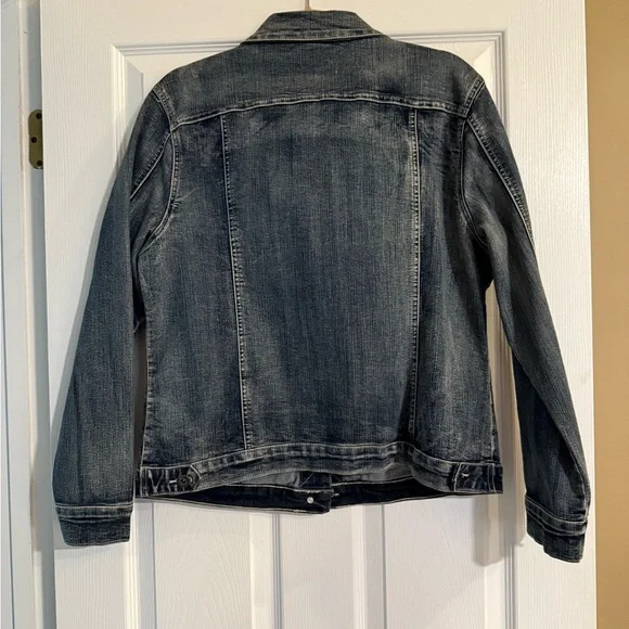 Ethyl Classic Blue Denim Jean Jacket NWOT never worn - Picture 4 of 4